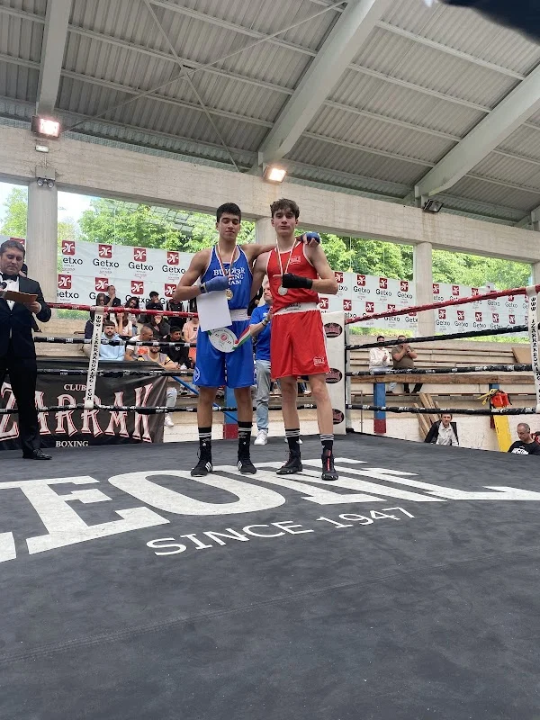 BUNK3R BOXING TEAM (Club y Gimnasio de Boxeo)