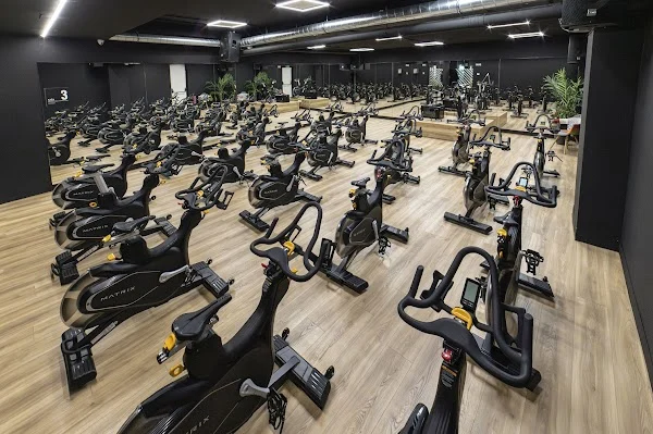 Gimnasio Sparta Sport Center Donostia by VivaGym