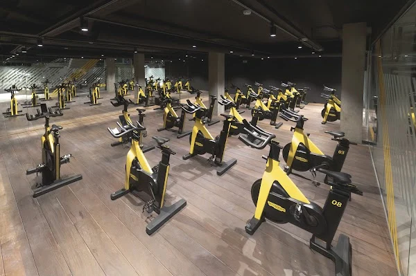Gimnasio Sparta Sport Center Palencia - Calle José Zorrilla by VivaGym